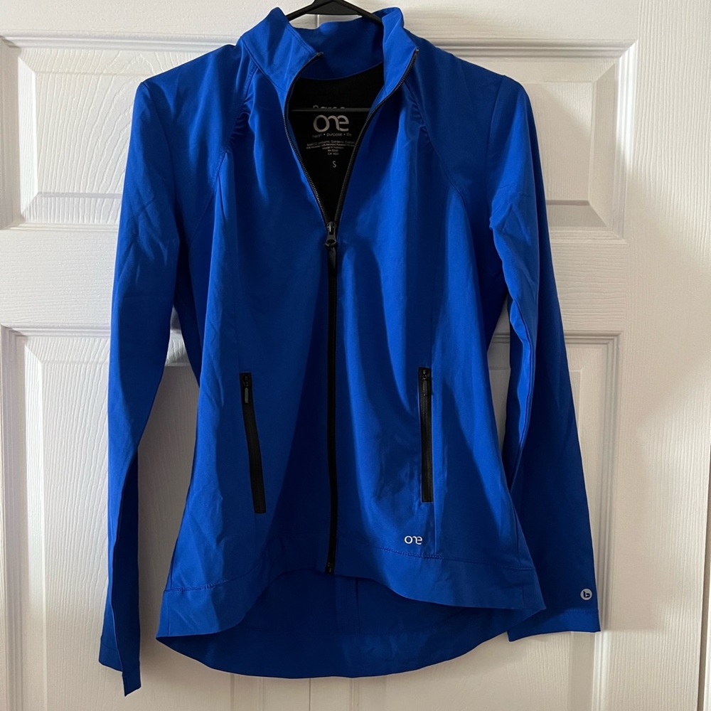 Barco One Scrub Jacket size small